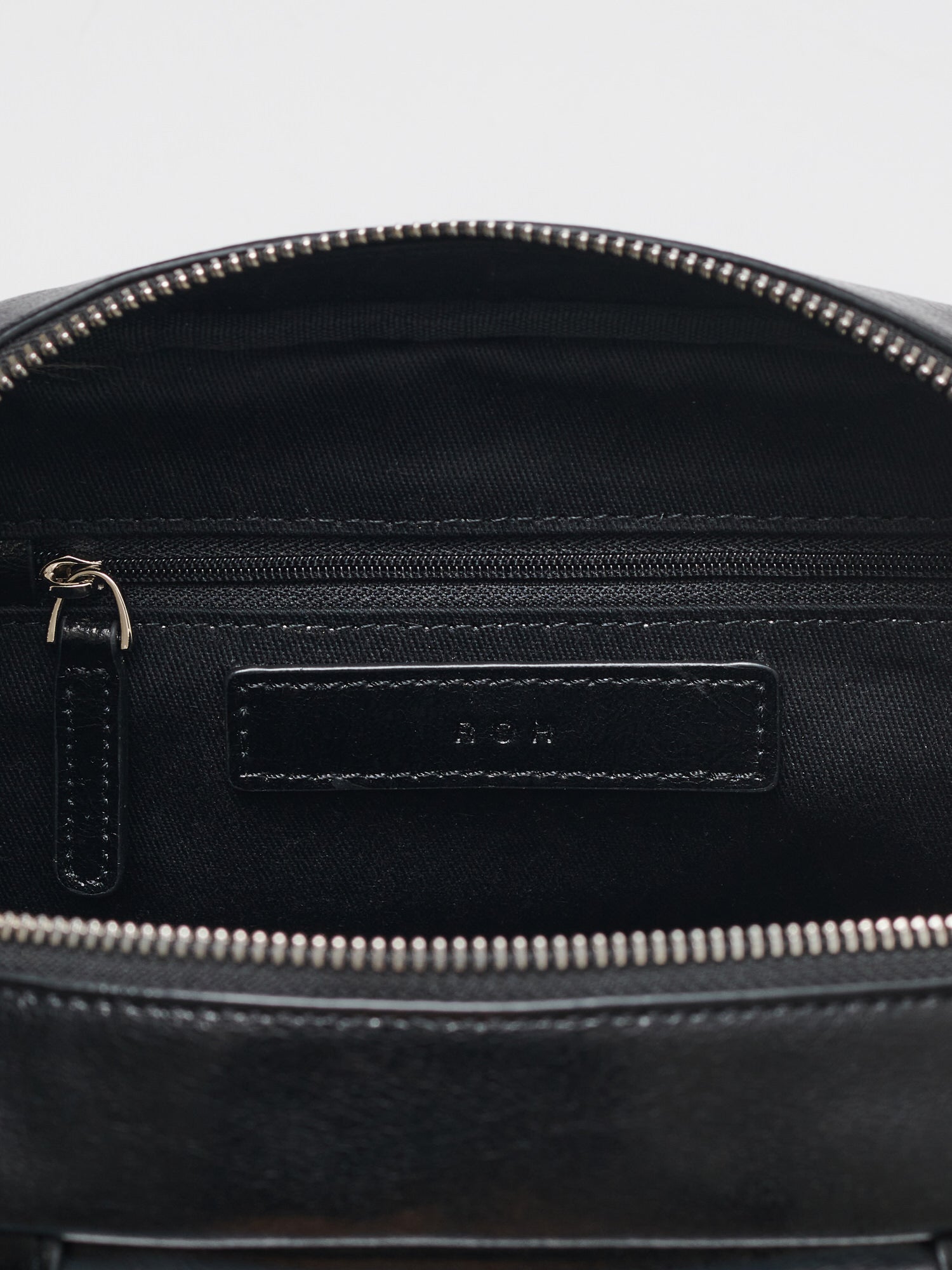 Medium Pebble shoulder bag