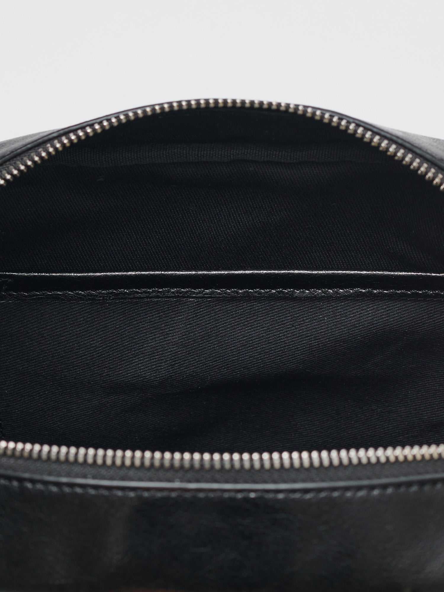 Medium Pebble shoulder bag