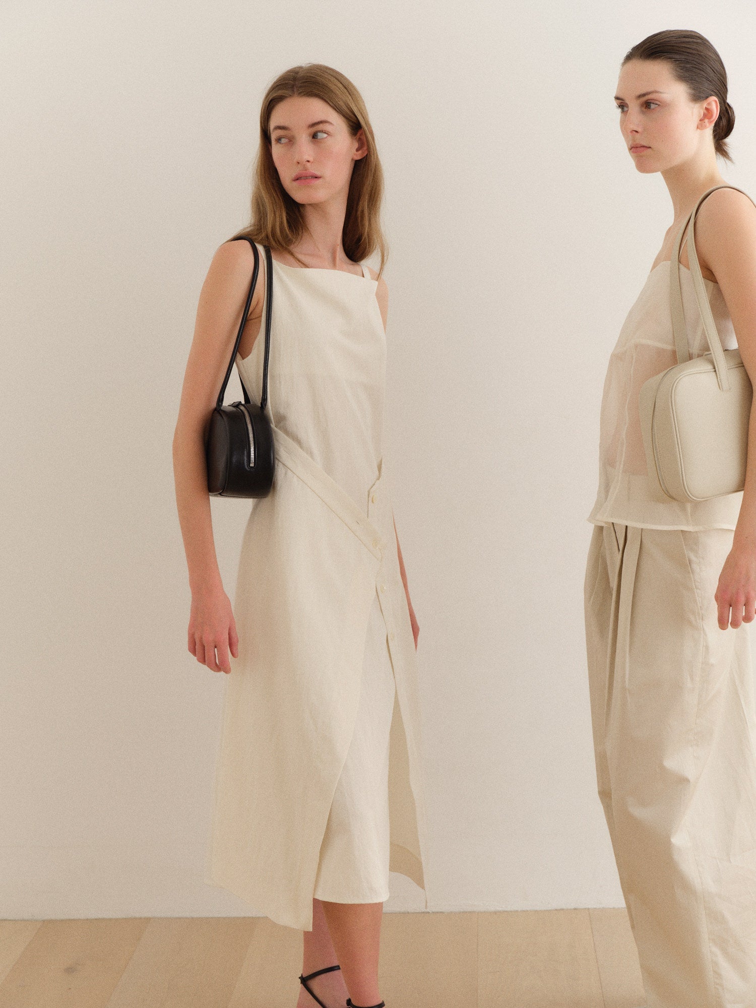 Medium Pebble shoulder bag