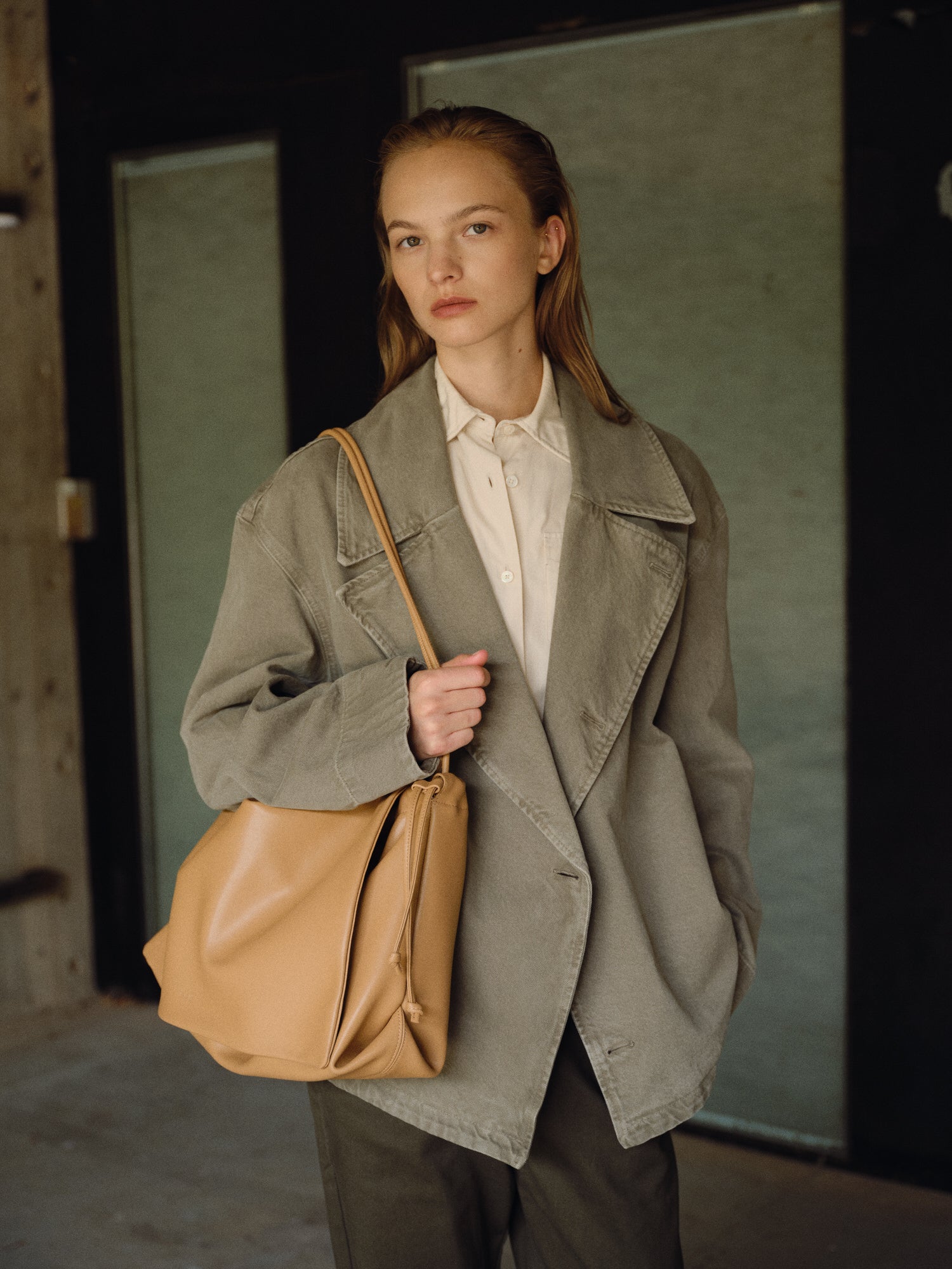 Large Knot shoulder bag