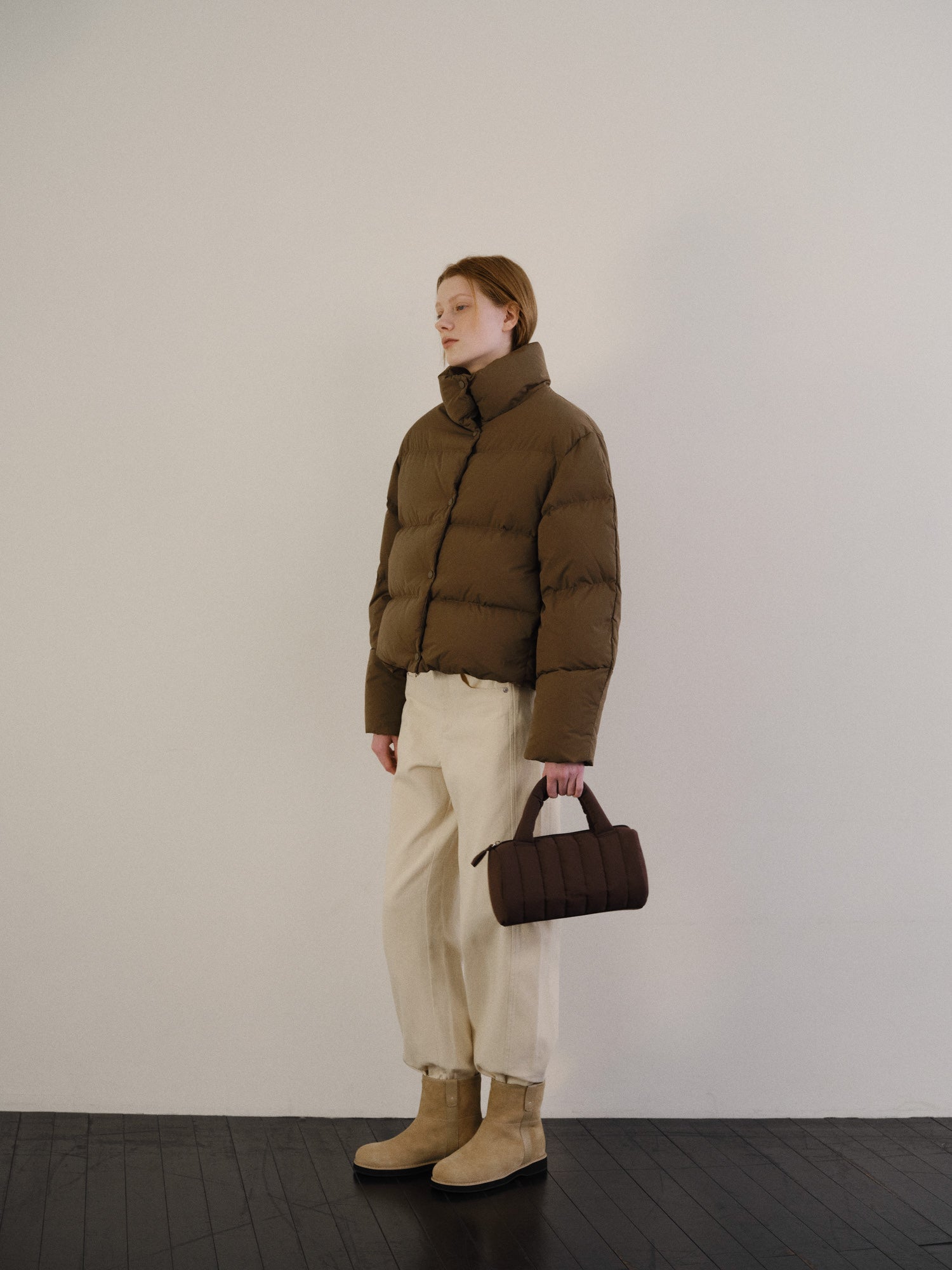 Cylinder padding tote bag