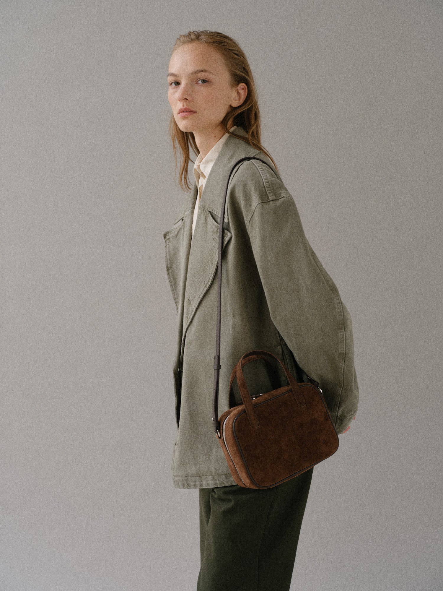 Mini Tin square tote bag Suede