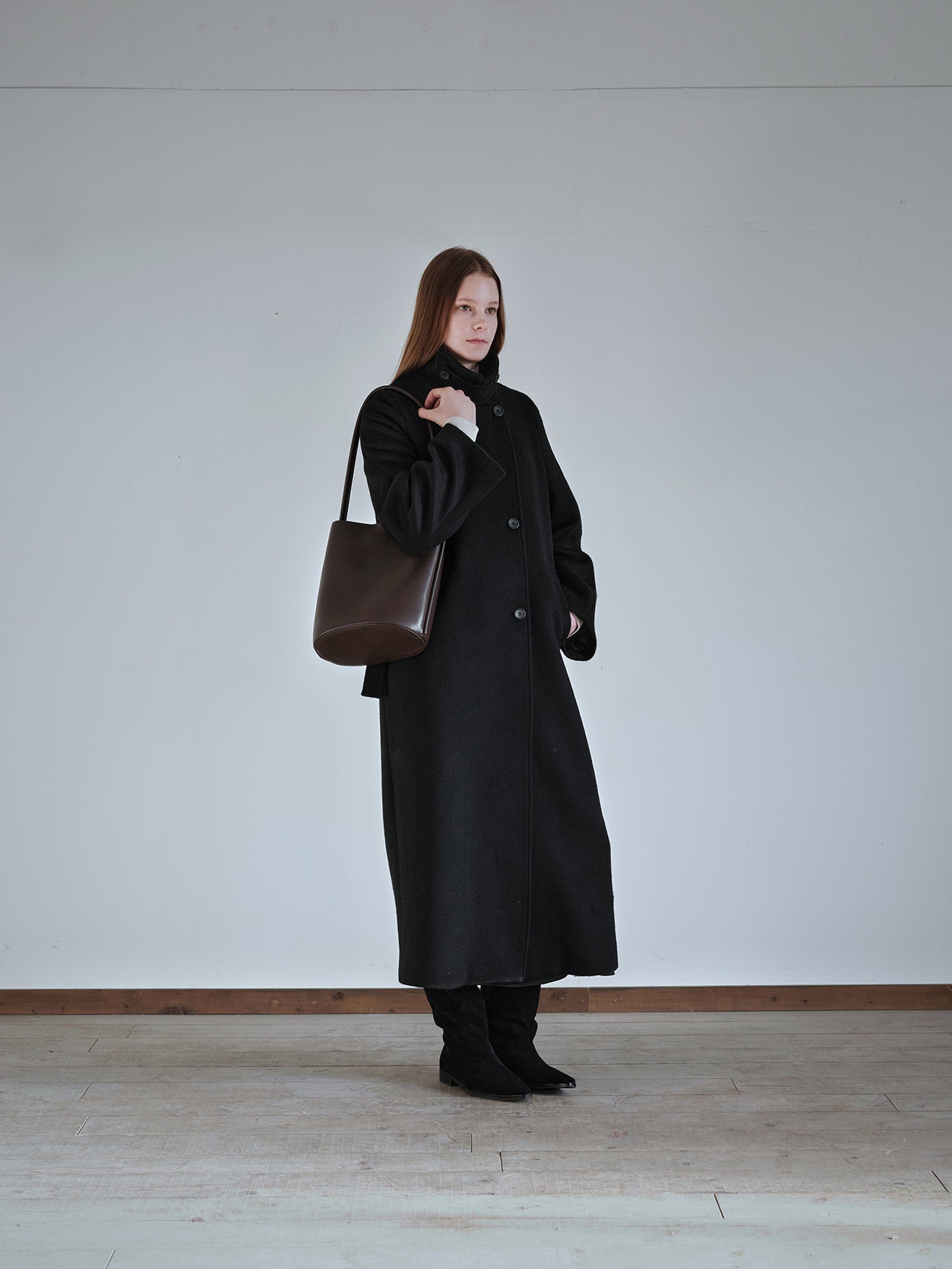 Medium Mug shoulder bag