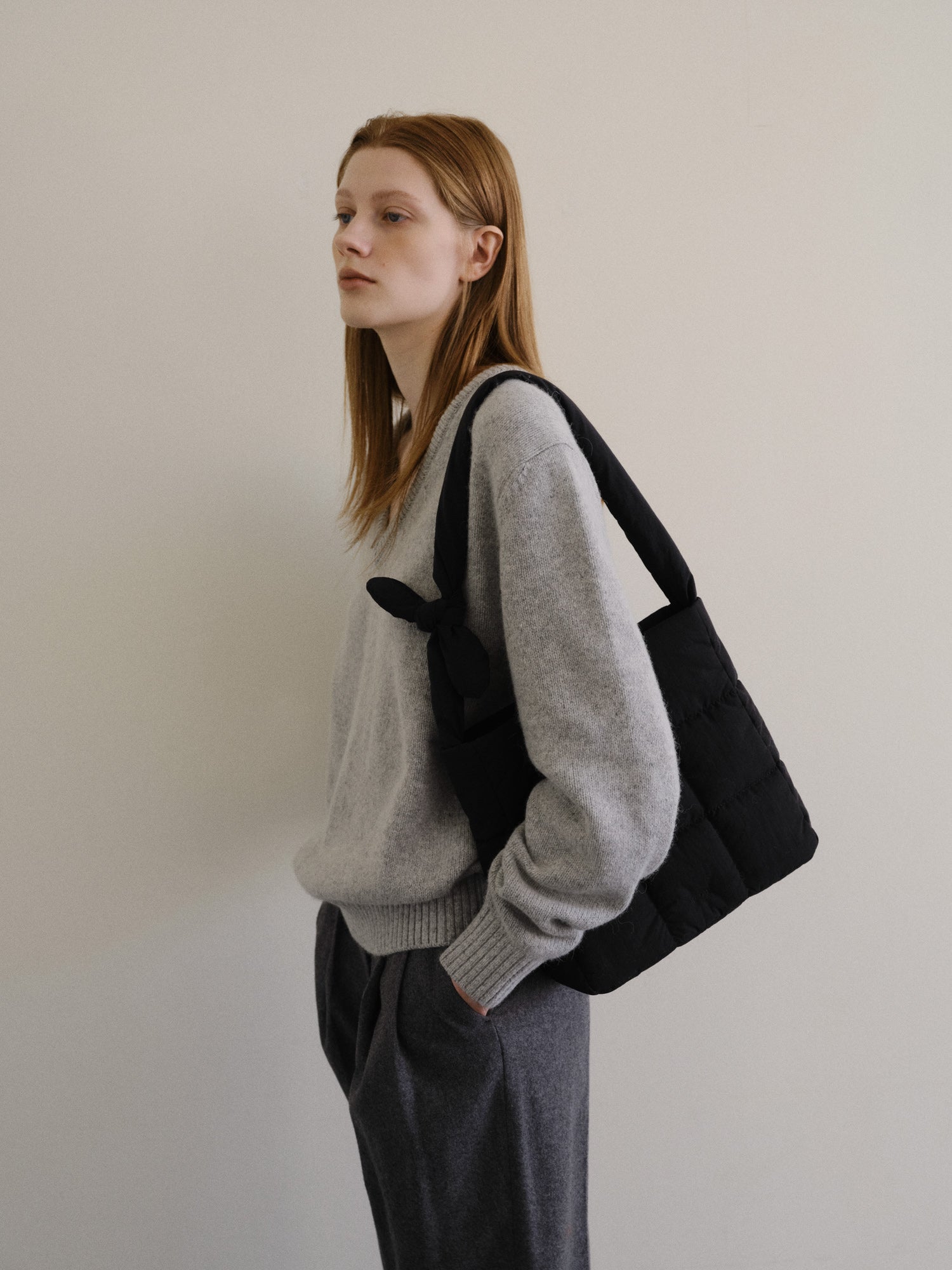 Square padding shoulder bag