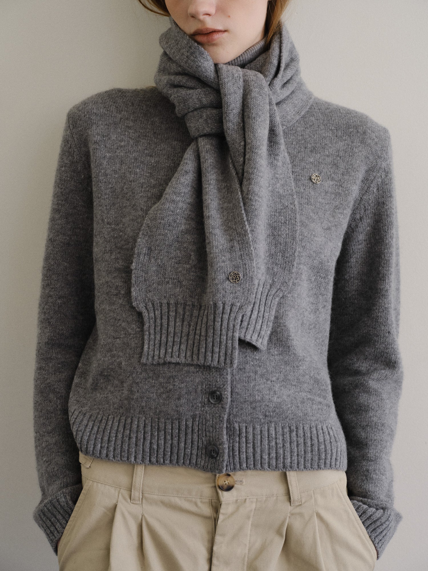 Classic knit muffler