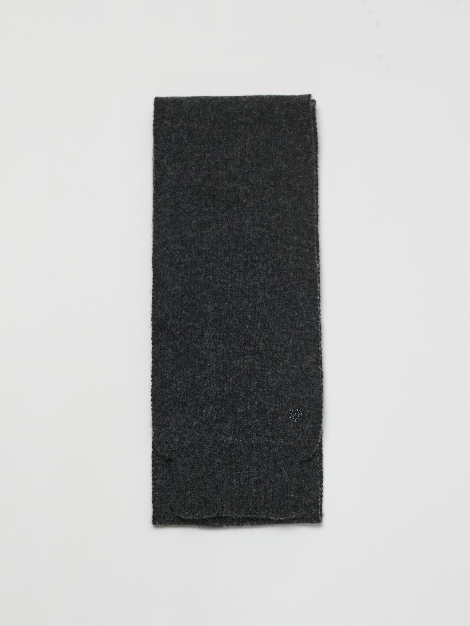 Classic knit muffler