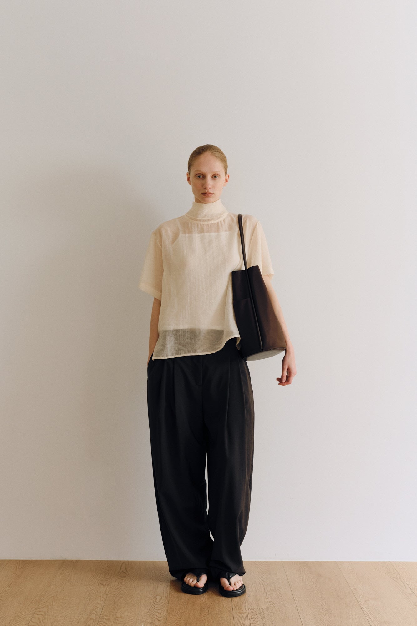 LOOKBOOK - 25 Summer cover image