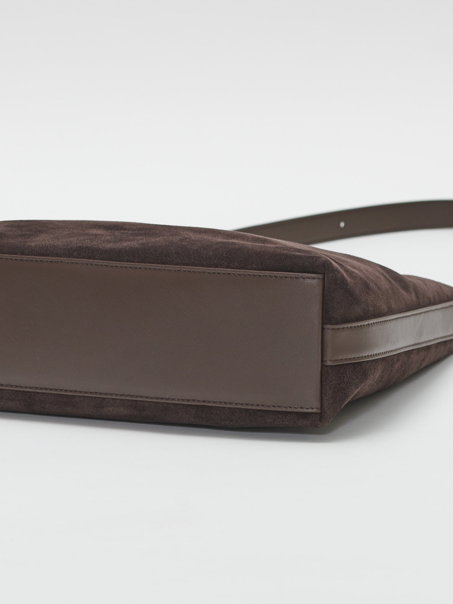 Pulpy crossbody bag Suede