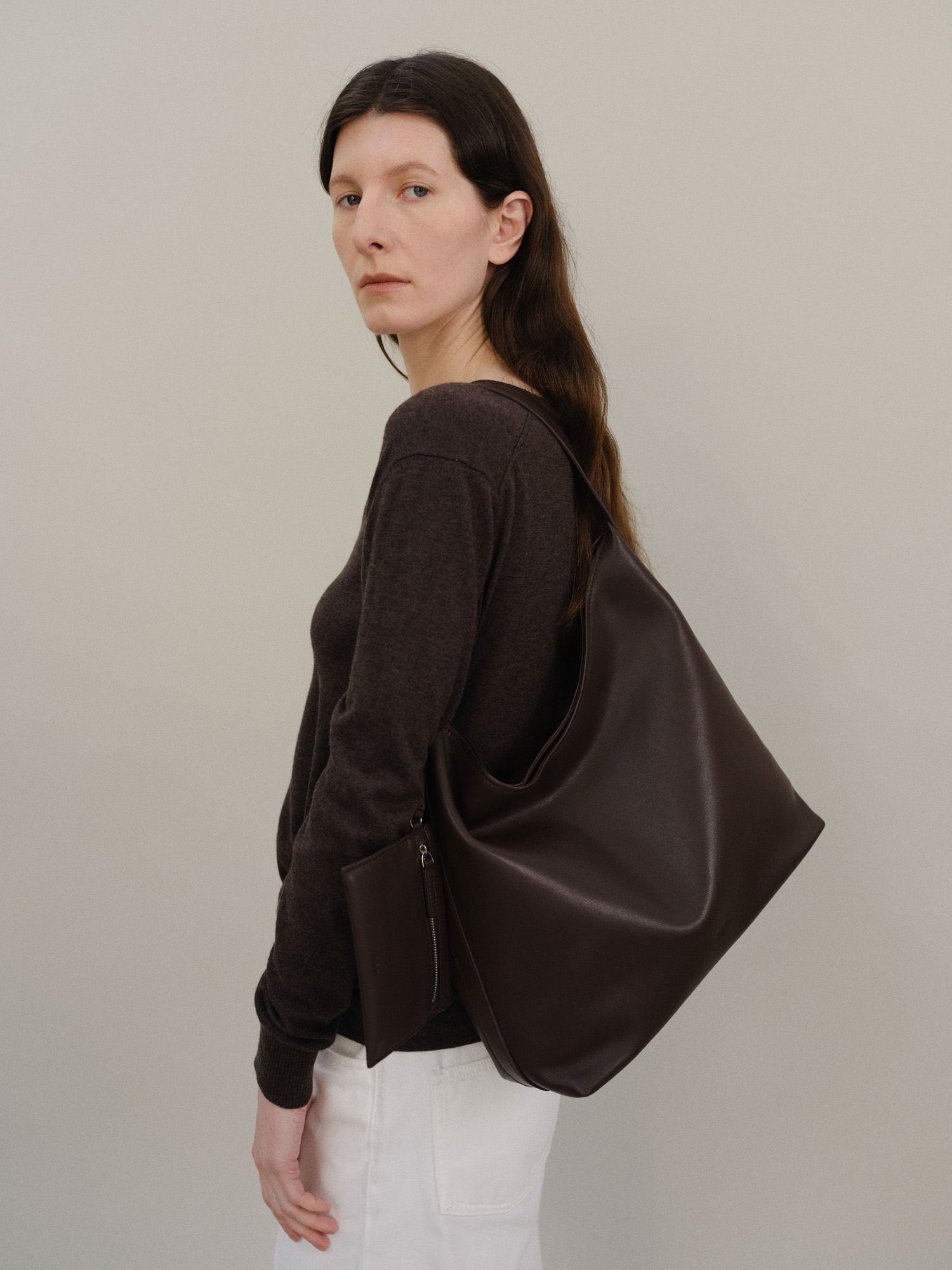 Pulpy hobo bag