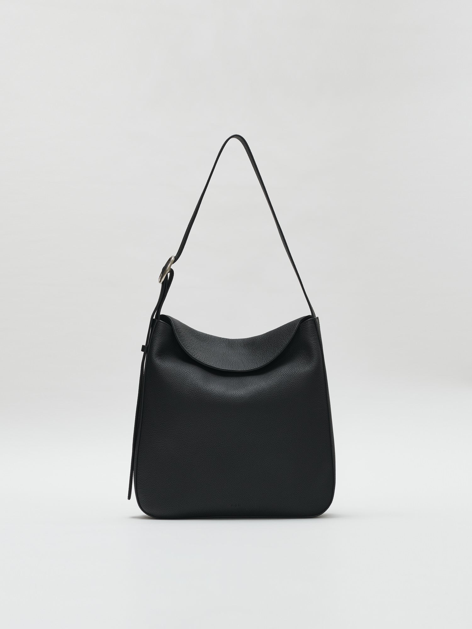 Double flap shoulder bag Textured